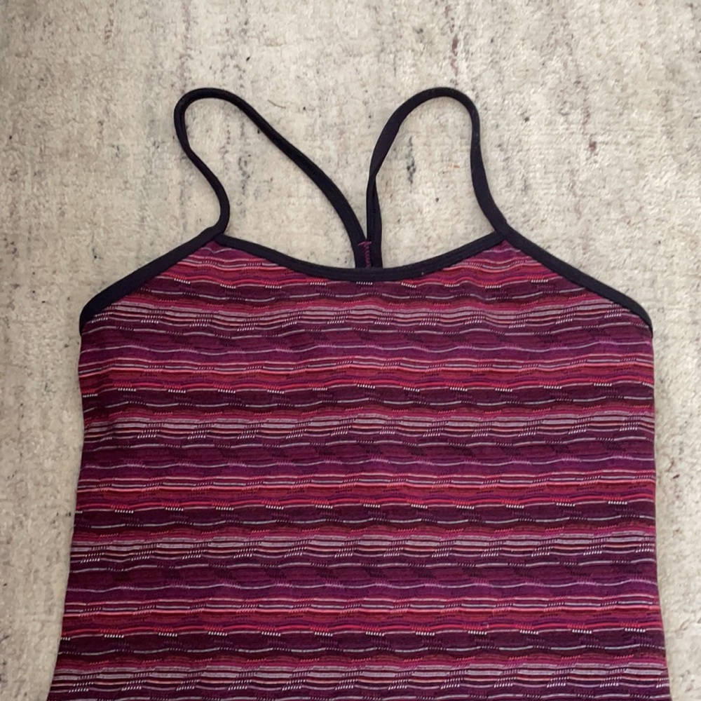 Lululemon Y Racerback Top - Picture 3 of 3